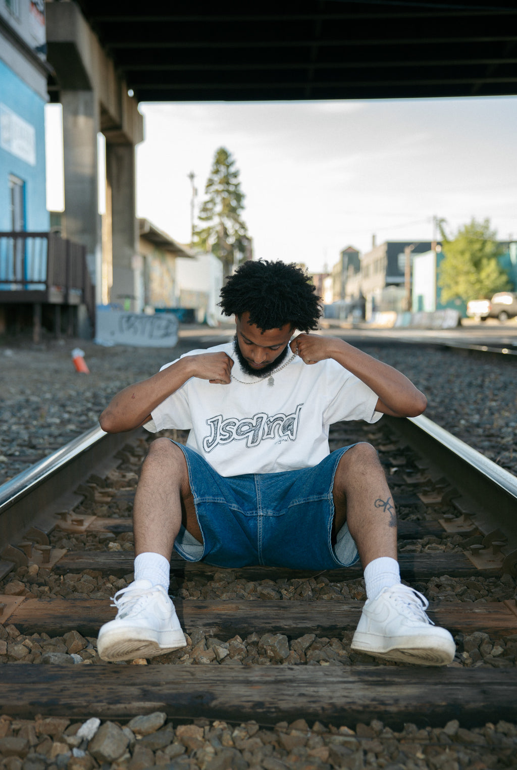 Jsqrd sketch tee