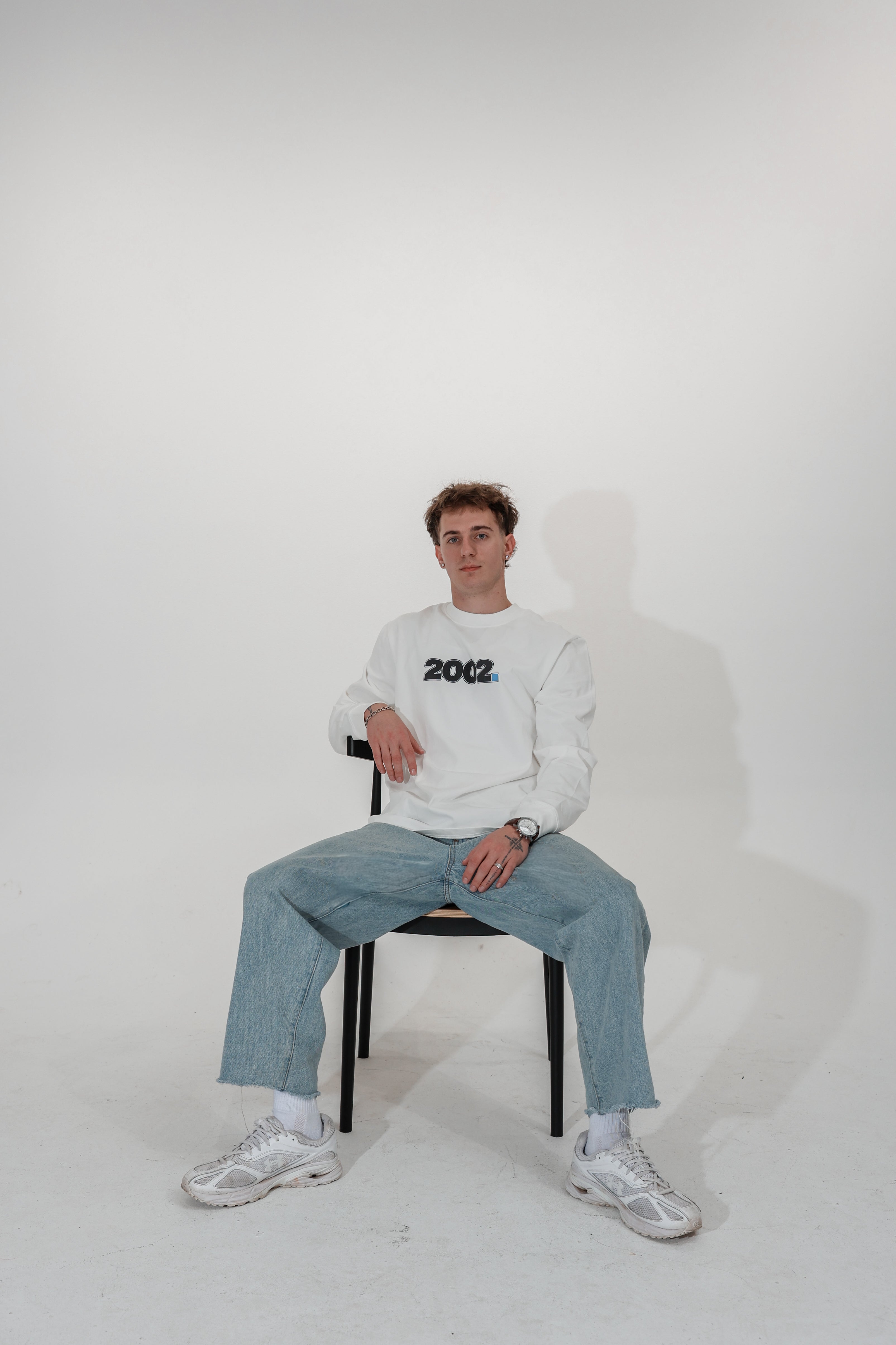 2002. Long Sleeve Tee