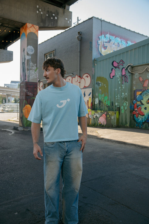 Focus on the good things tee